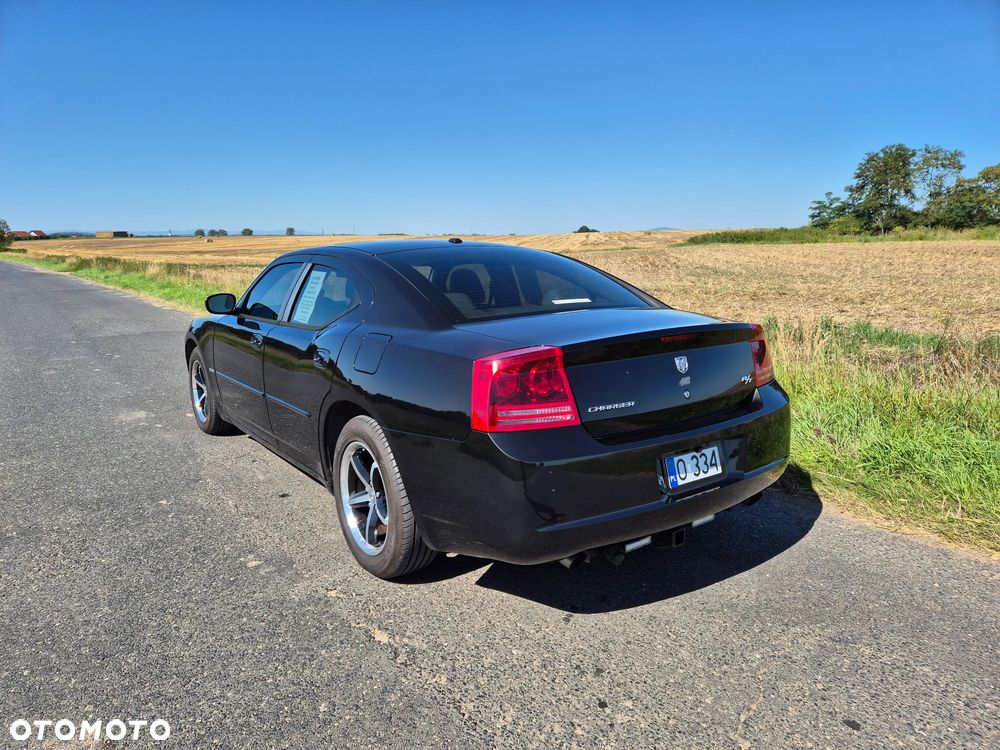 Dodge Charger 5.7 V8 RT - 5