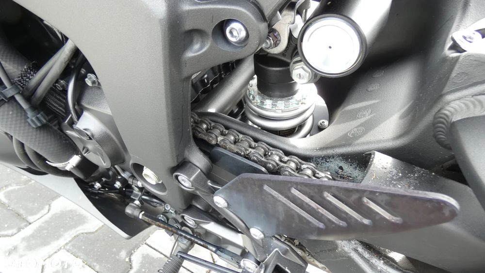 Kawasaki Ninja - 15