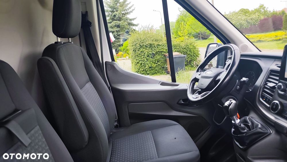 Ford Transit - 19