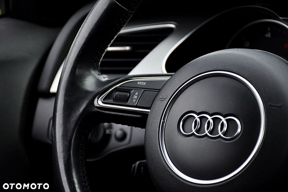 Audi A4 Avant 2.0 TDI DPF quattro S tronic S line Sportpaket - 23