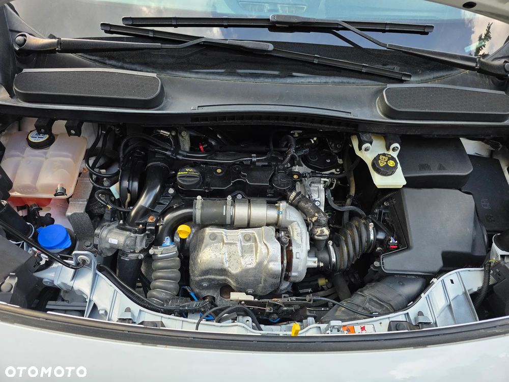 Ford Transit Connect - 24