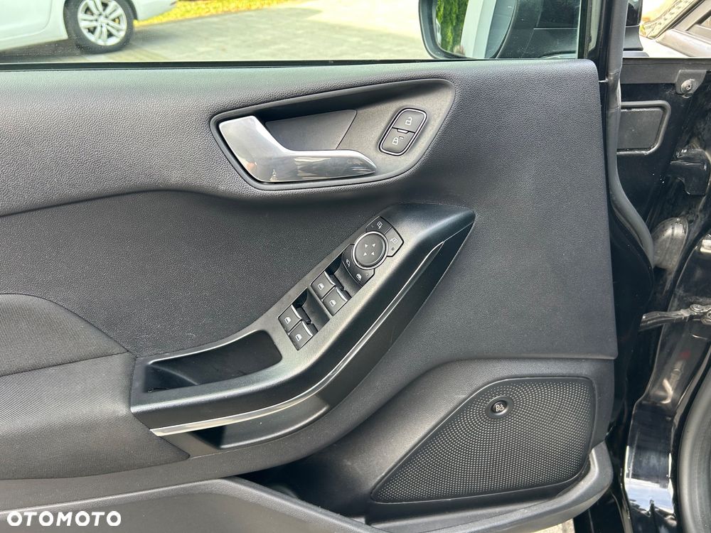 Ford Fiesta - 17