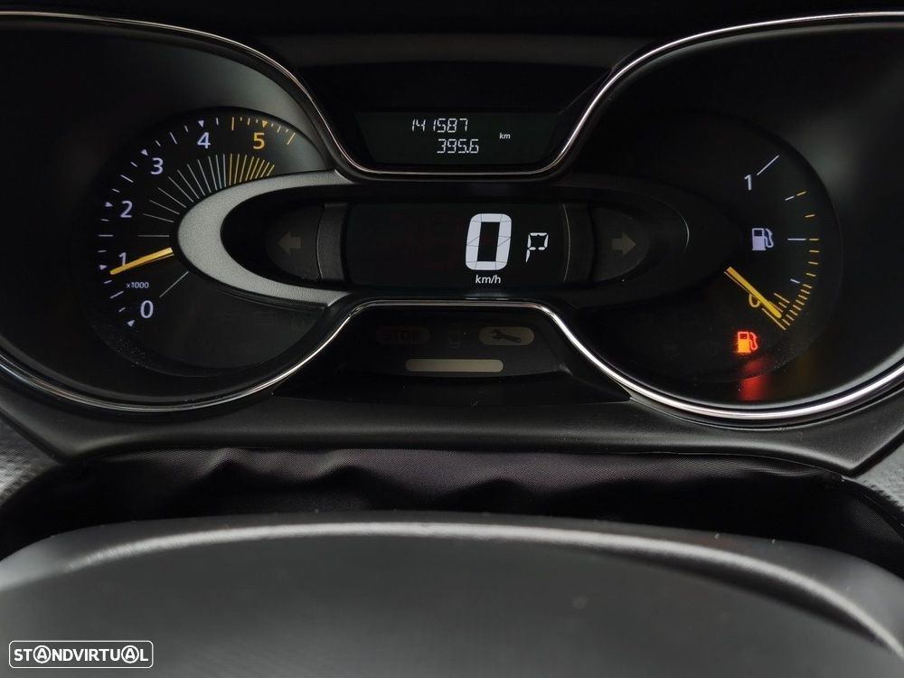 Renault Captur dCi 90 EDC Dynamique - 37