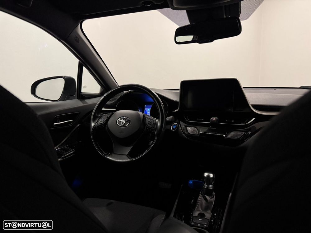 Toyota C-HR 1.8 HSD Comfort+P.Style - 29