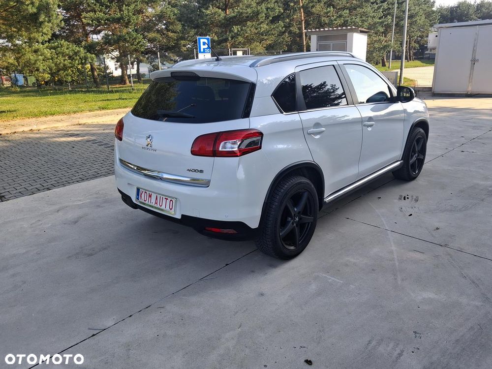 Peugeot 4008 - 11