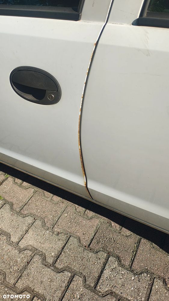 Opel Corsa - 4