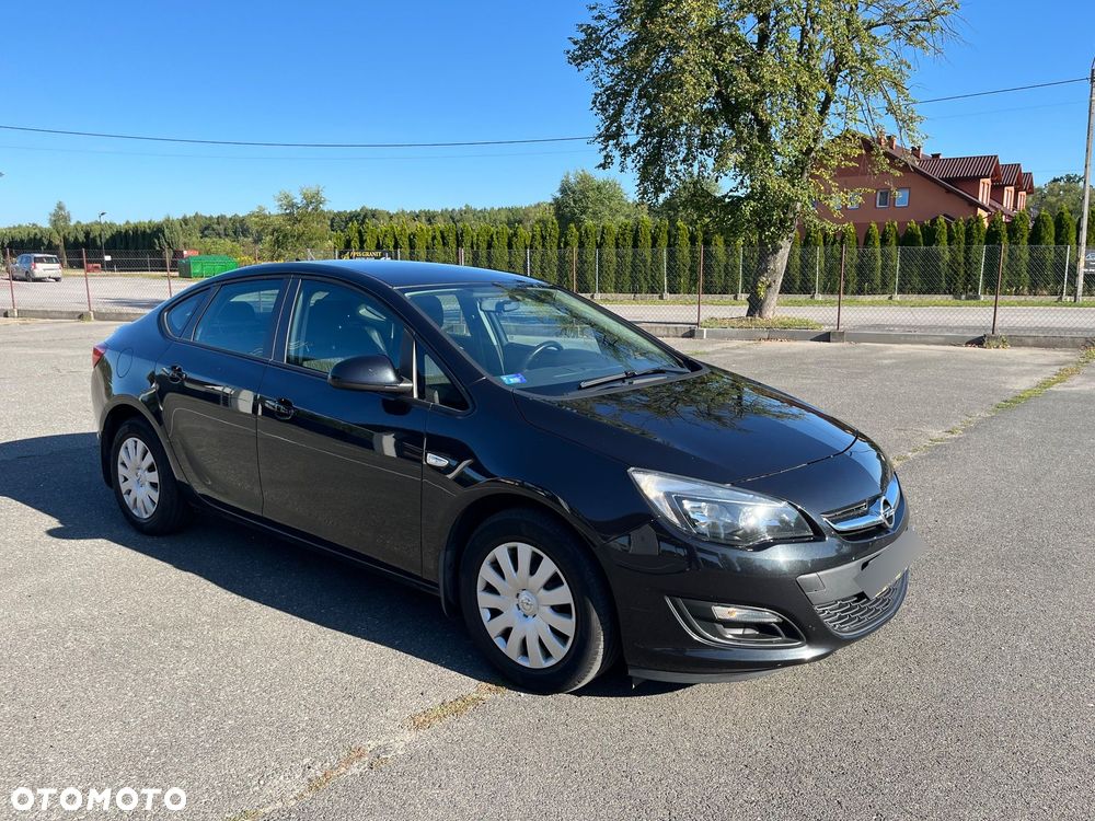 Opel Astra 1.4 T Active - 11