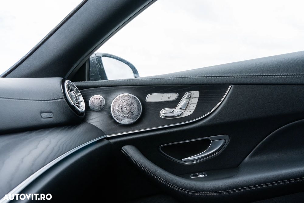 Mercedes-Benz E 450 4MATIC MHEV Aut. - 36