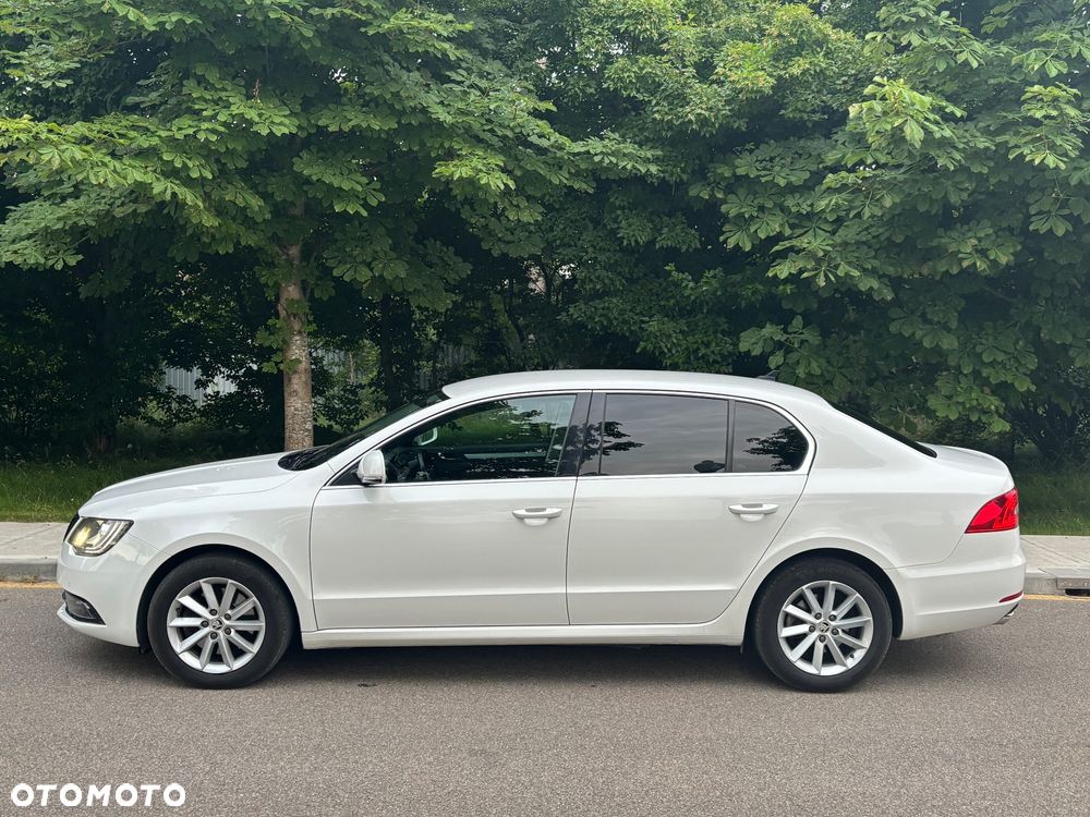 Skoda Superb 2.0 TDI Business DSG - 10