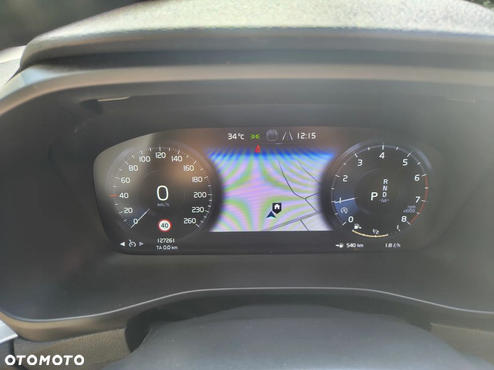Volvo XC 40 T3 Momentum Pro - 16