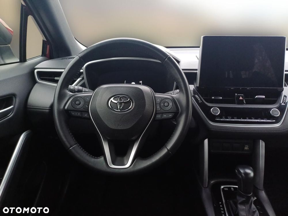 Toyota Corolla Cross - 15