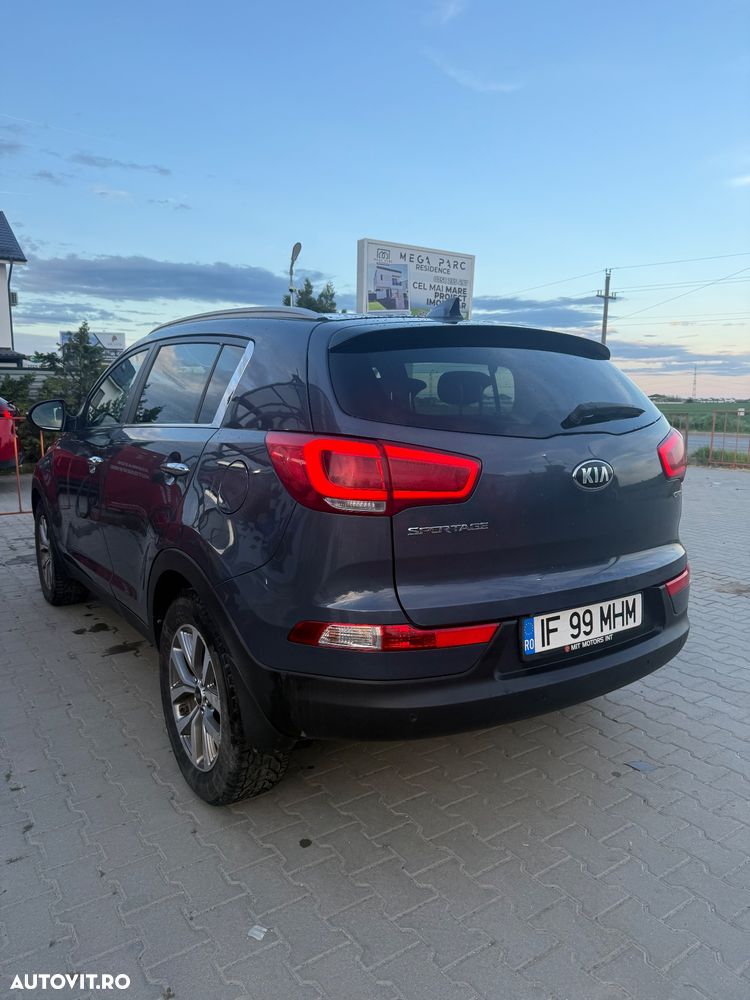 Kia Sportage 2.0 DSL HP 6MT 4x4 Style - 17