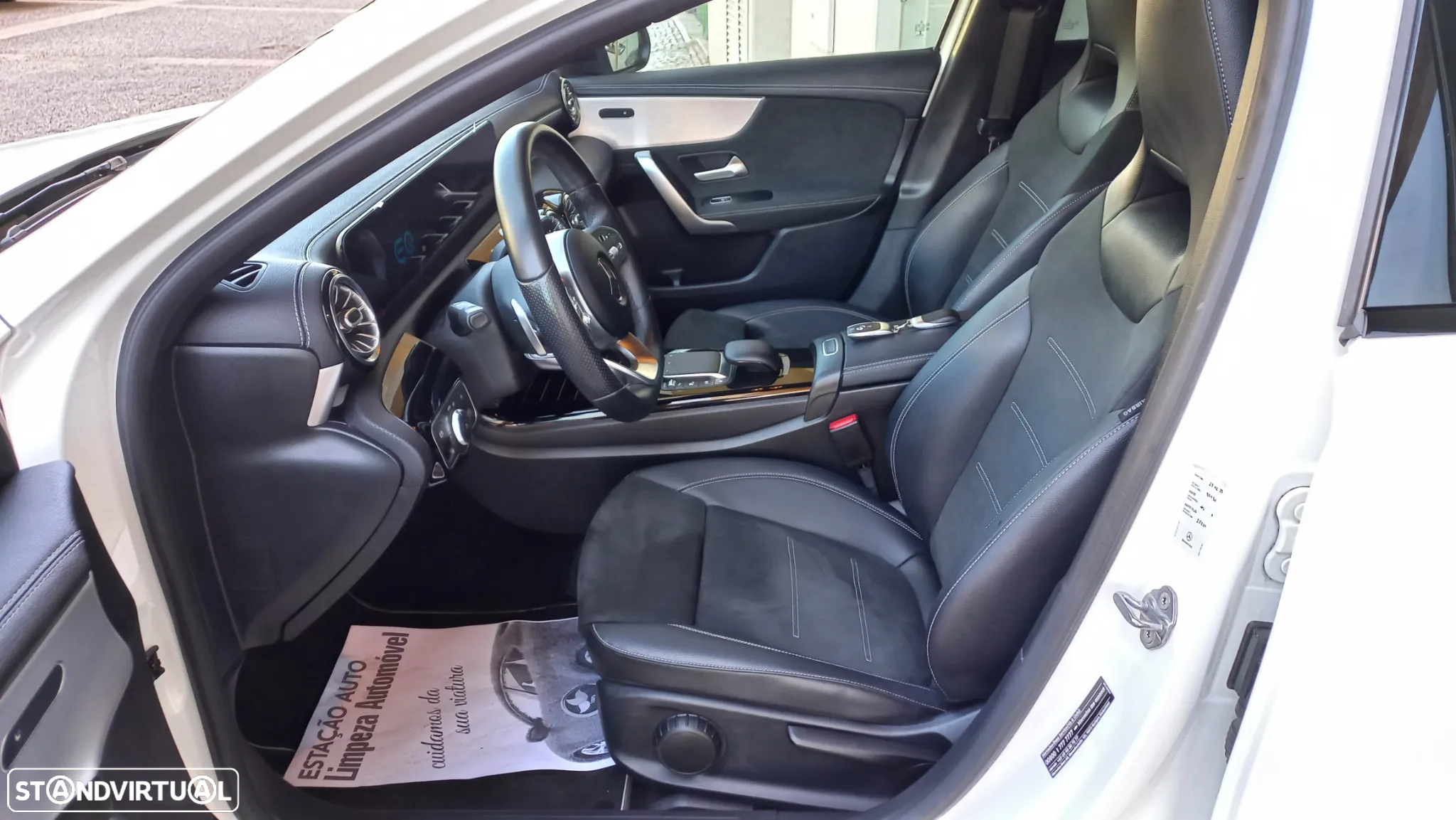 Mercedes-Benz A 250 e AMG Line - 5