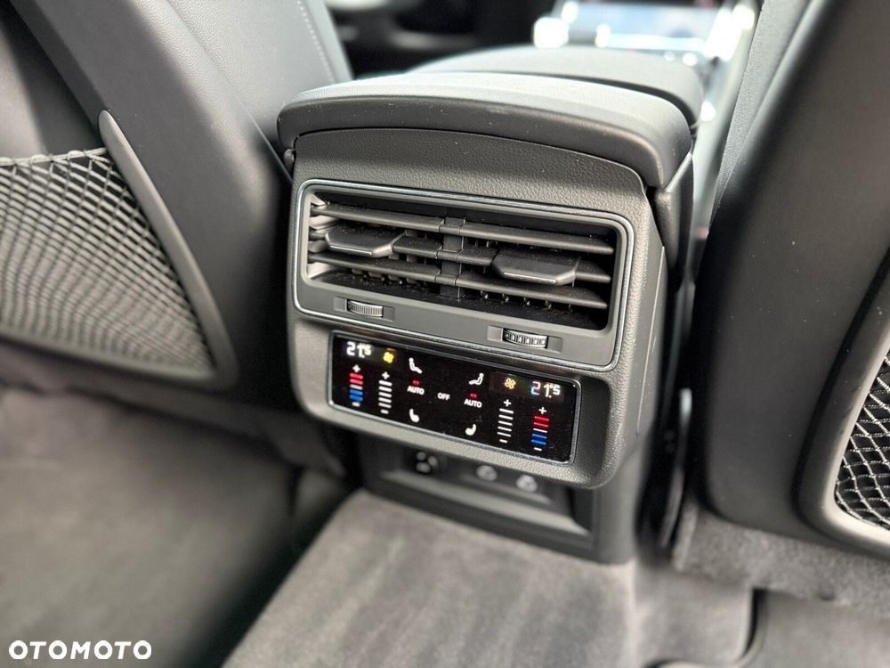 Audi Q8 - 14