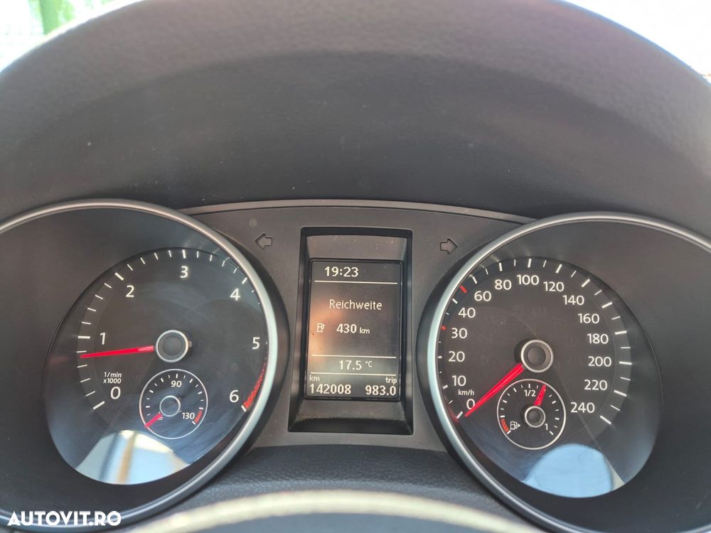 Volkswagen Golf 1.6 BlueTDI DSG Comfortline - 8