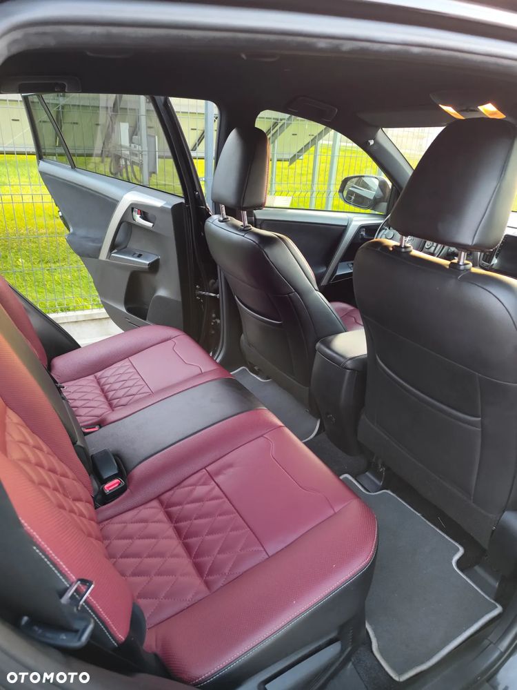 Toyota RAV4 Hybrid Premium 4x4 - 21