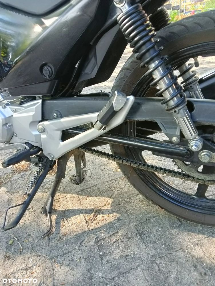 Yamaha YBR - 18