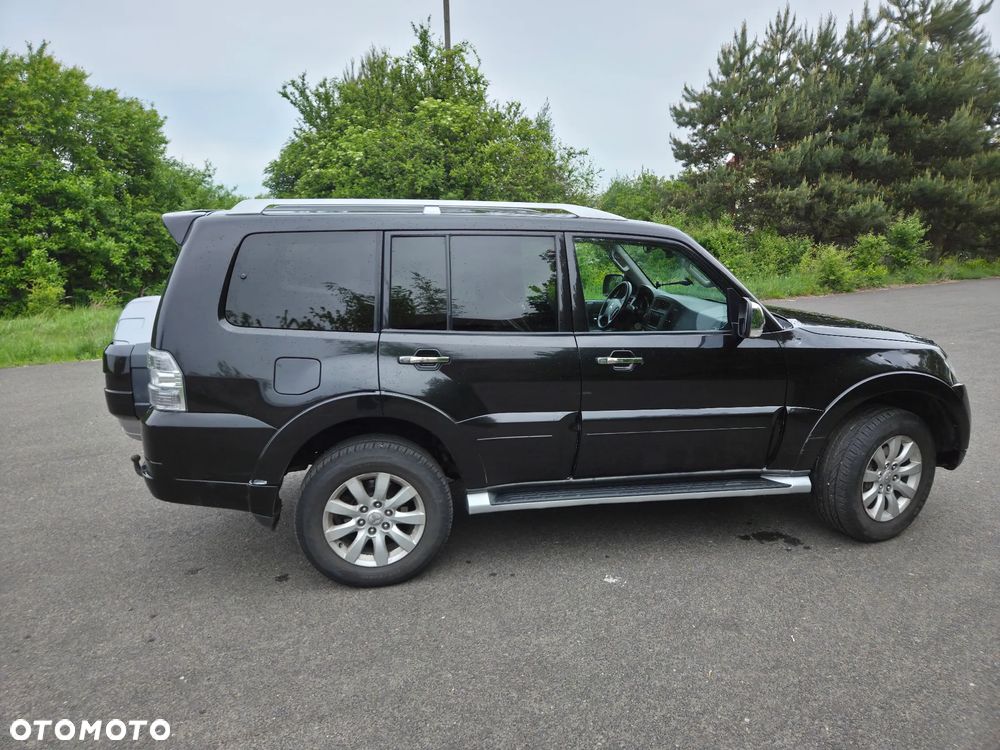 Mitsubishi Pajero 3.2 DID Instyle - 9