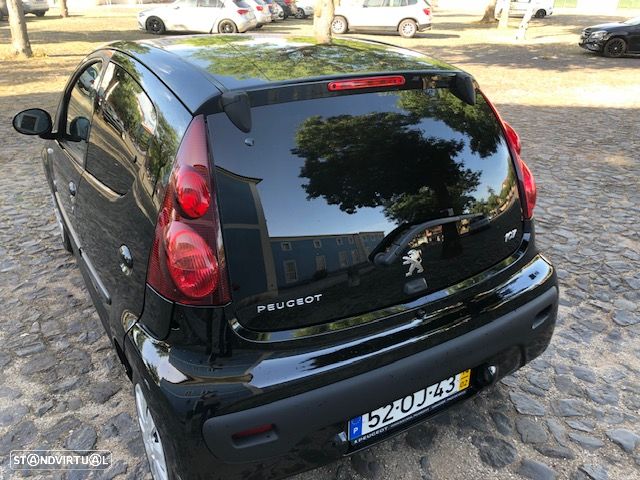 Peugeot 107 1.0 SE Envy 2-Tronic - 4