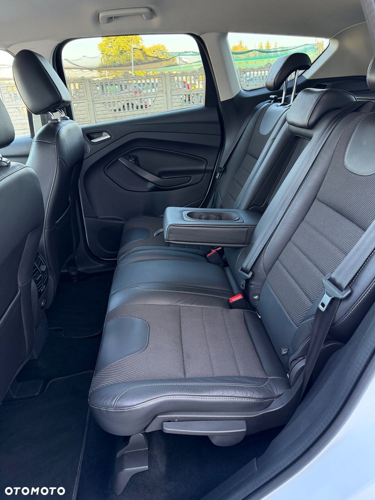 Ford Kuga 2.0 TDCi 4x4 Business Edition - 17