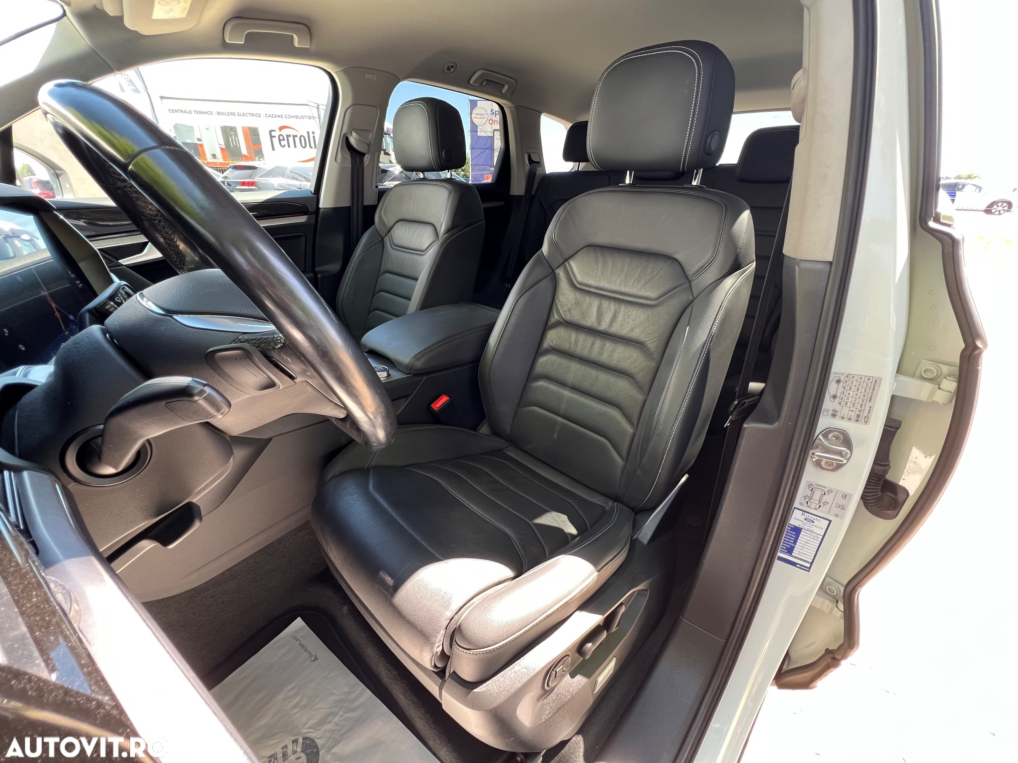 Volkswagen Touareg 3.0 V6 TDI 4Motion DPF Automatik Elegance - 8