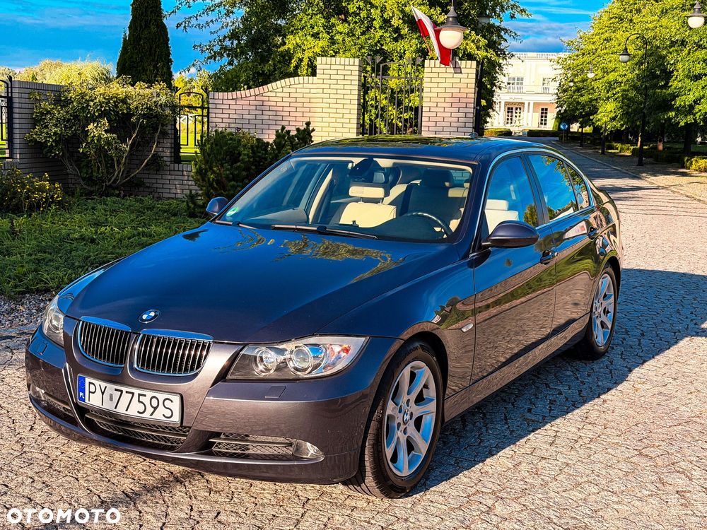 BMW Seria 3 325xi - 19