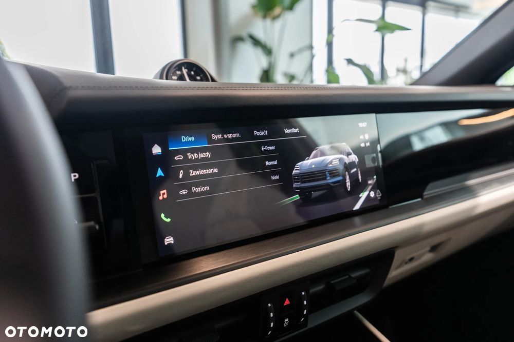 Porsche Cayenne S E-Hybrid PHEV Black Edition - 24