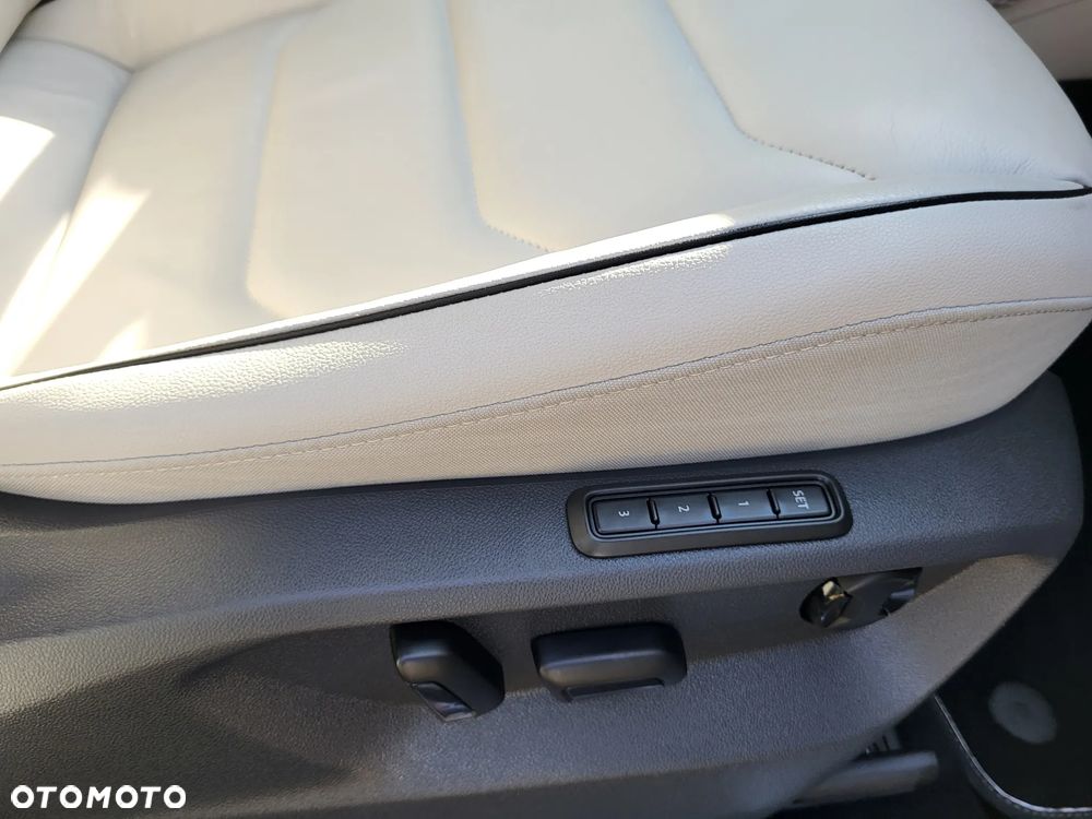 Volkswagen Tiguan Allspace 2.0 TSI 4Motion DSG OPF Highline - 22