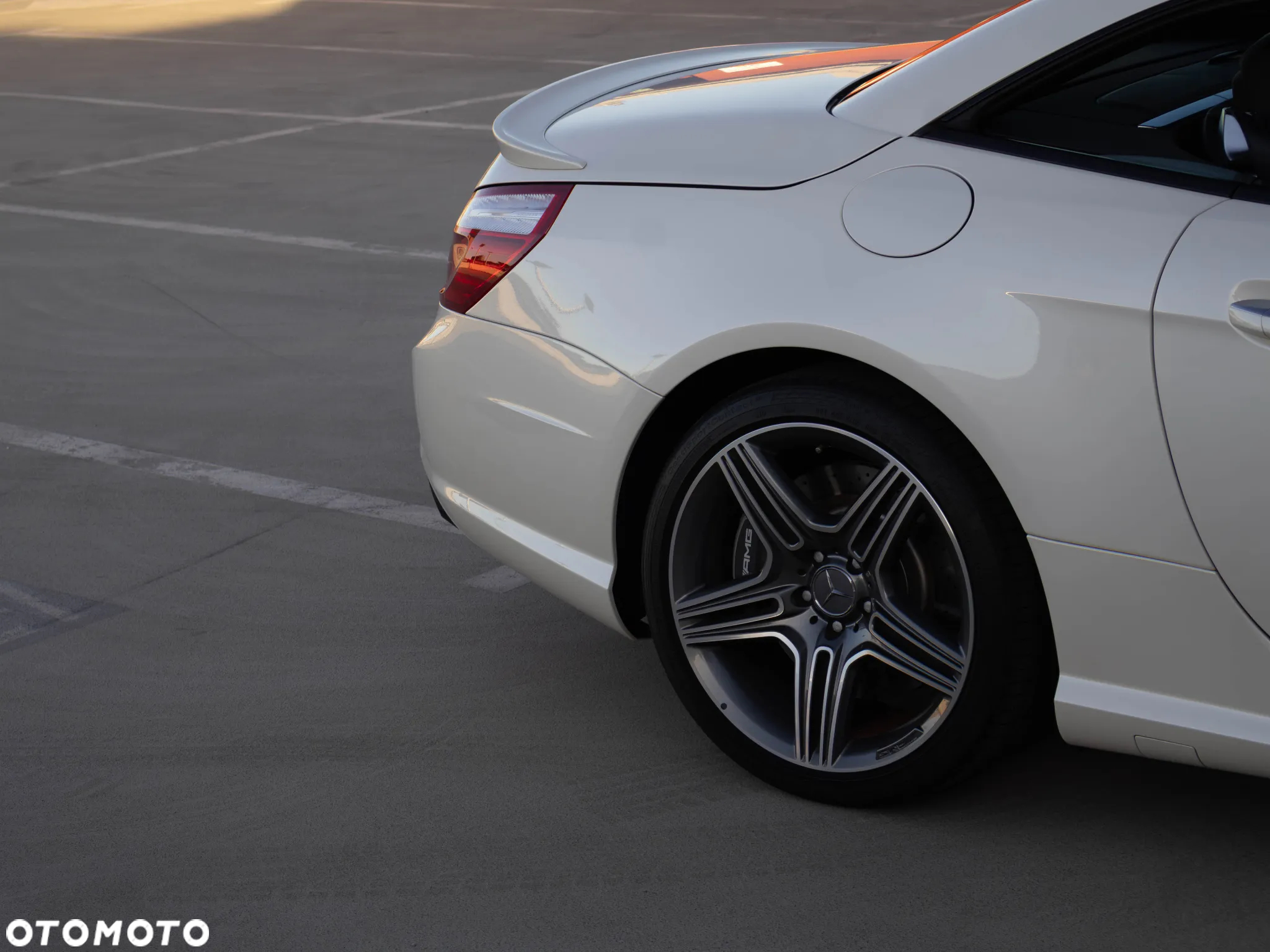 Mercedes-Benz SL 63 AMG - 15