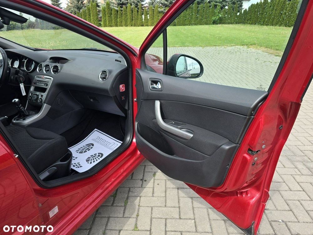 Peugeot 308 - 24