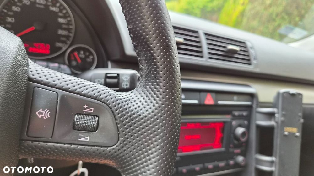 Audi A4 Avant 1.8 T - 25
