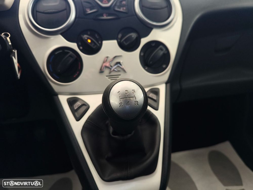 Ford KA 1.2 City - 13