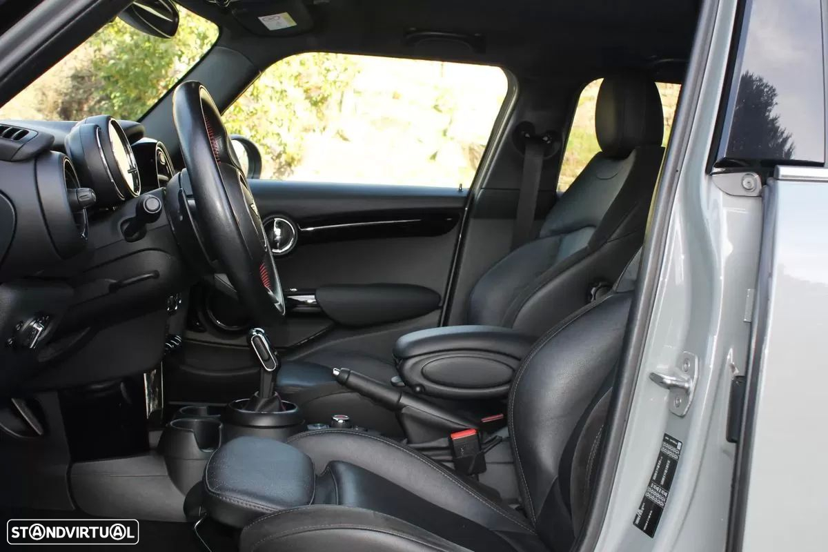 MINI 5 Portas Cooper S Auto Desportiva - 15