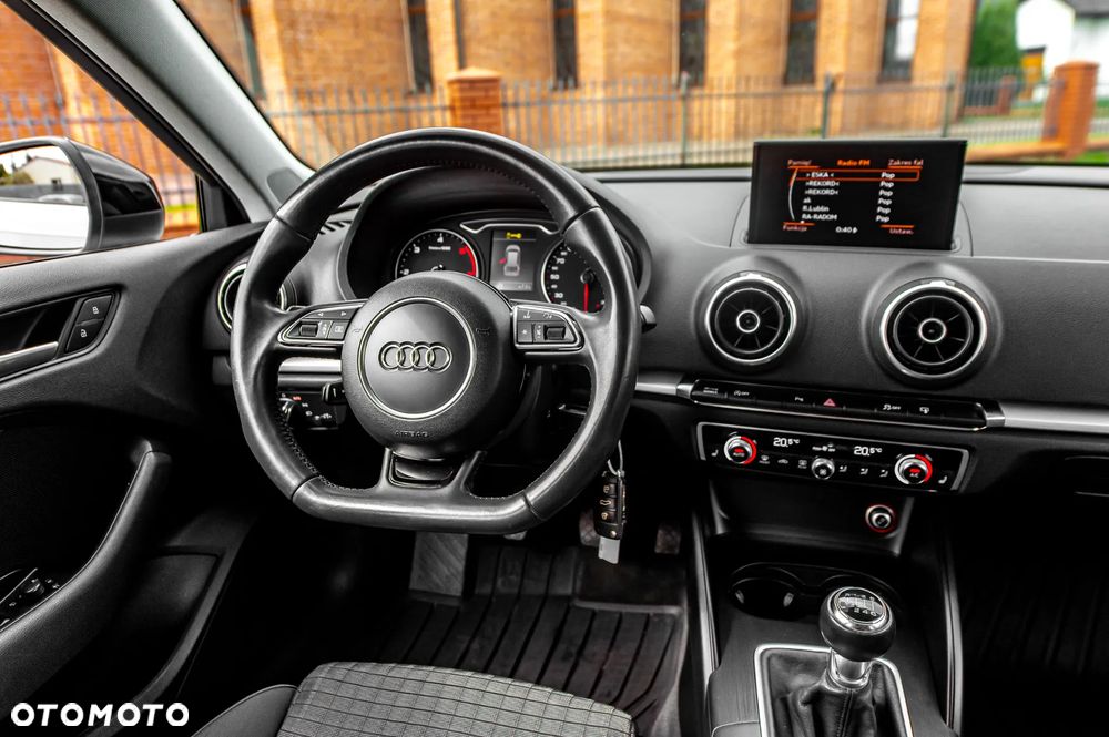 Audi A3 Sportback 2.0 TDI quattro S line Sportpaket - 27