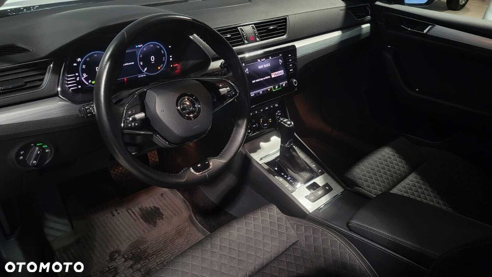 Skoda Superb 2.0 TSI Ambition DSG - 10