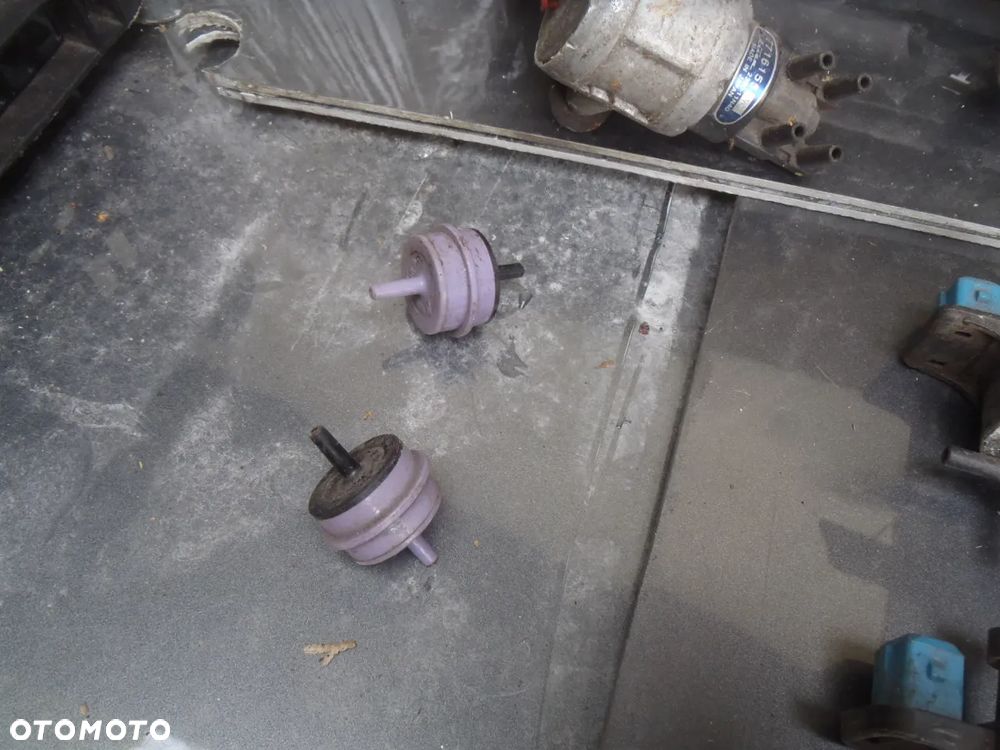 zawór zaworek podciśnienie aisan fiat cinquecento. 700 900 1.1 sporting uno posiadam wszystkie części - 9