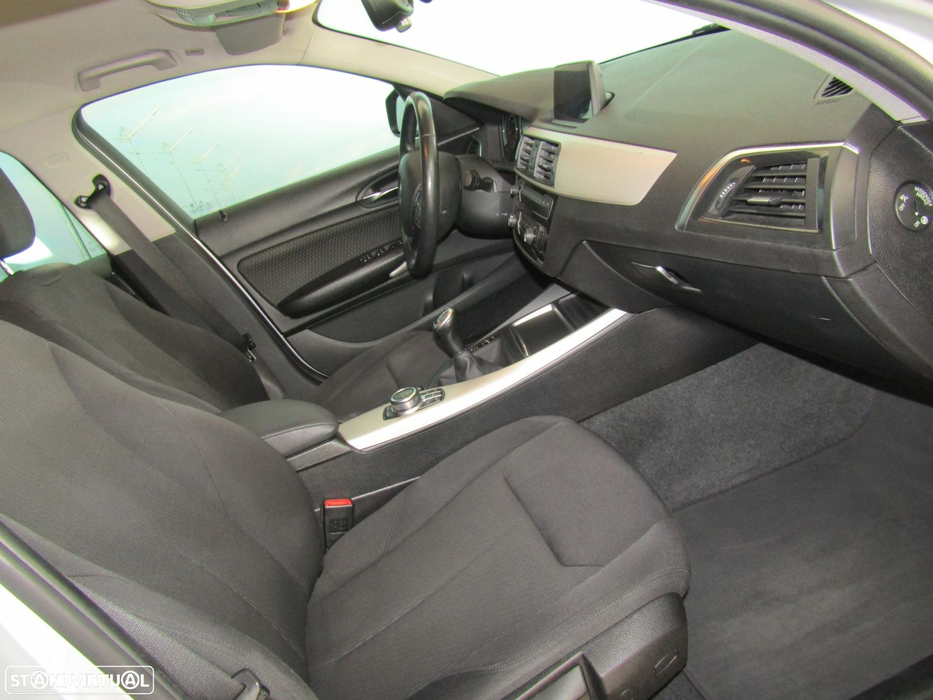 BMW 116 i Advantage - 8