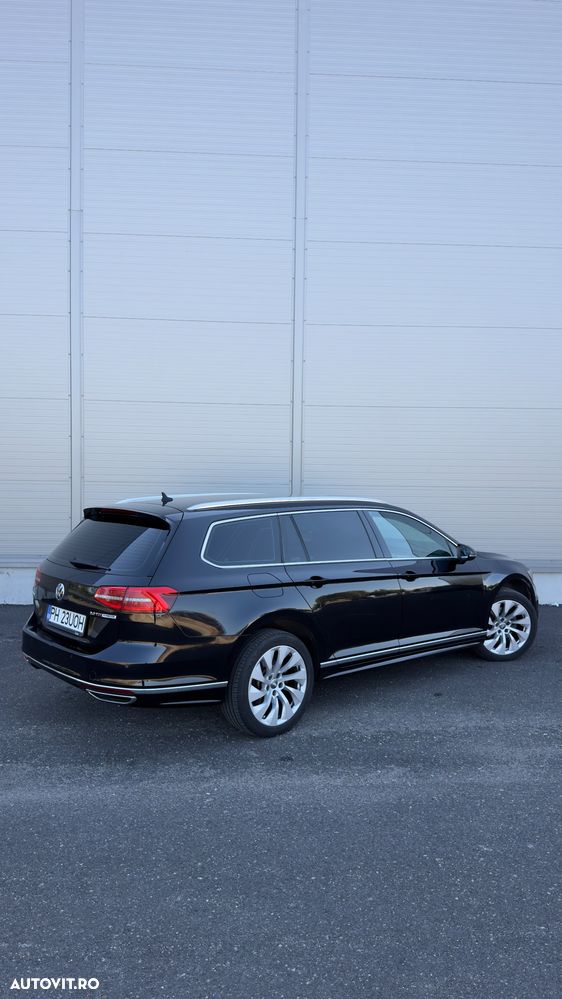 Volkswagen Passat 2.0 TDI DSG R Executive - 8