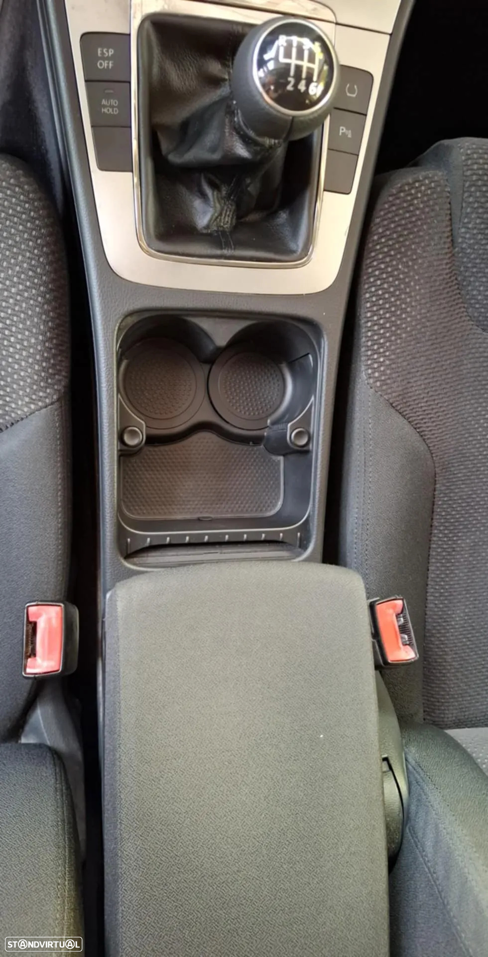 VW Passat Variant 2.0 TDi Confortline - 18