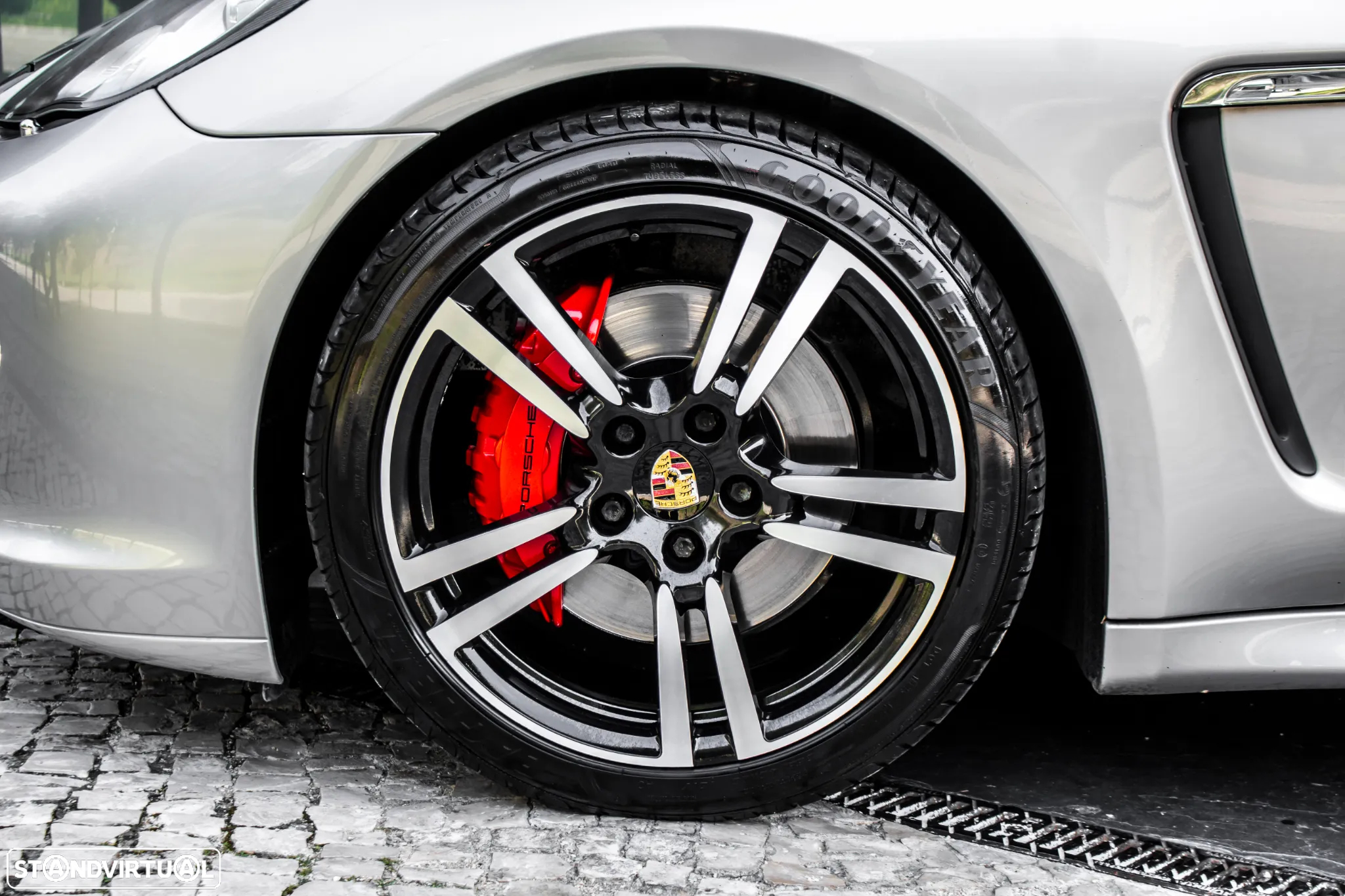 Porsche Panamera Platinum Edition - 10