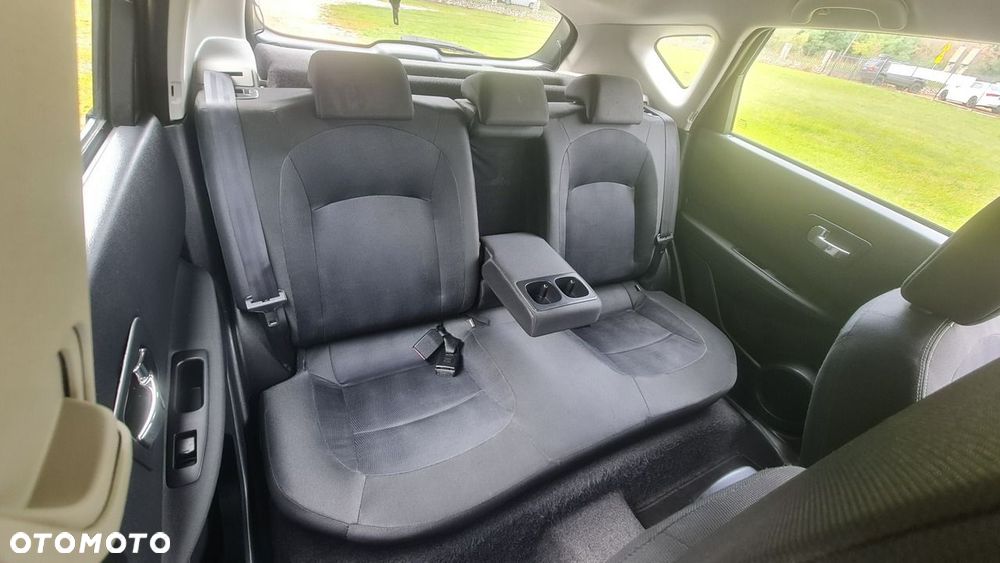 Nissan Qashqai - 11