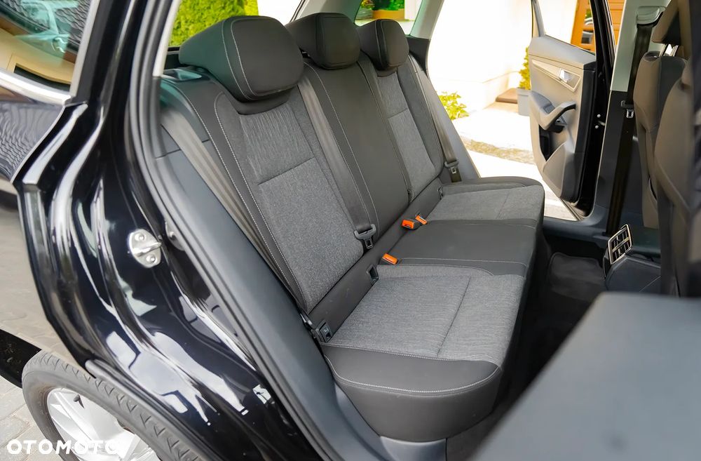 Skoda Karoq 2.0 TDI SCR 4x4 DSG Ambition - 30