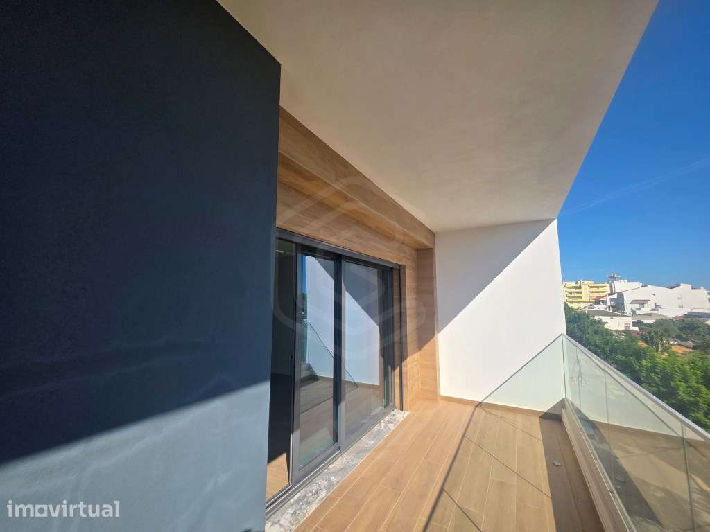 Apartamento T3, com rooftop privativo, Montenegro, Algarve - Grande imagem: 3/87