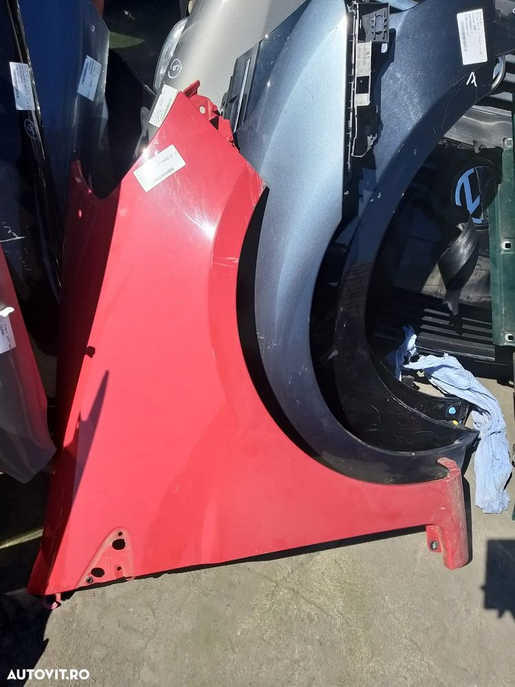 Aripa Dreapta cod: 8200256118 pentru Renault Clio 3 din 2005+ - 1