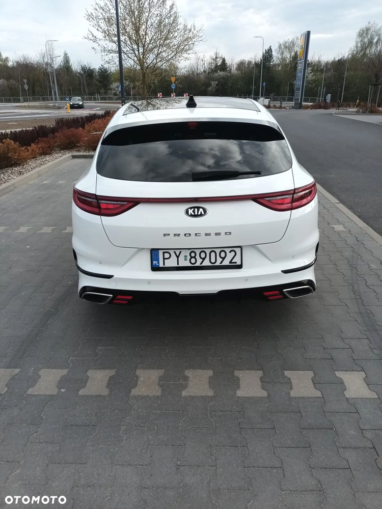 Kia ProCeed 1.6 T-GDI GT DCT - 5