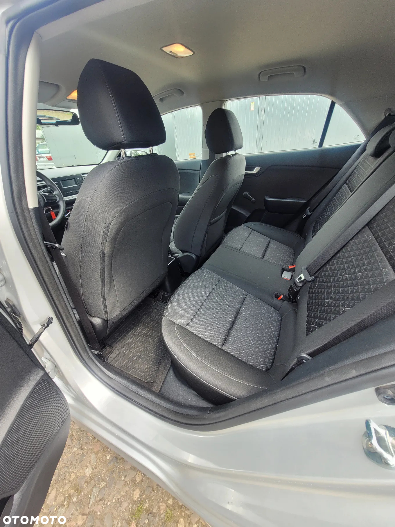 Kia Rio 1.2 L Business Line - 15