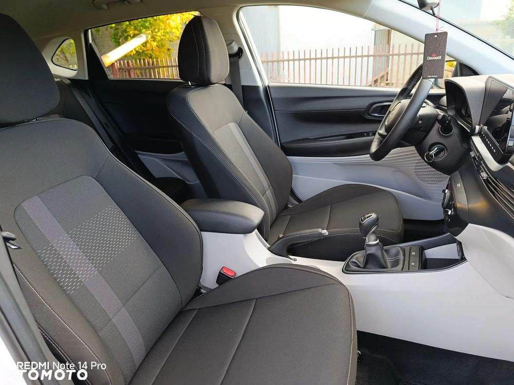 Hyundai i20 - 21