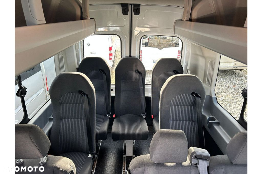 Ford Transit - 17