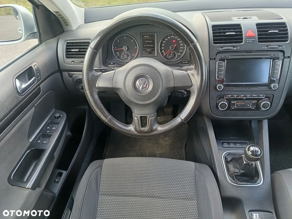 Volkswagen Jetta 1.6 TDI DPF Highline - 11