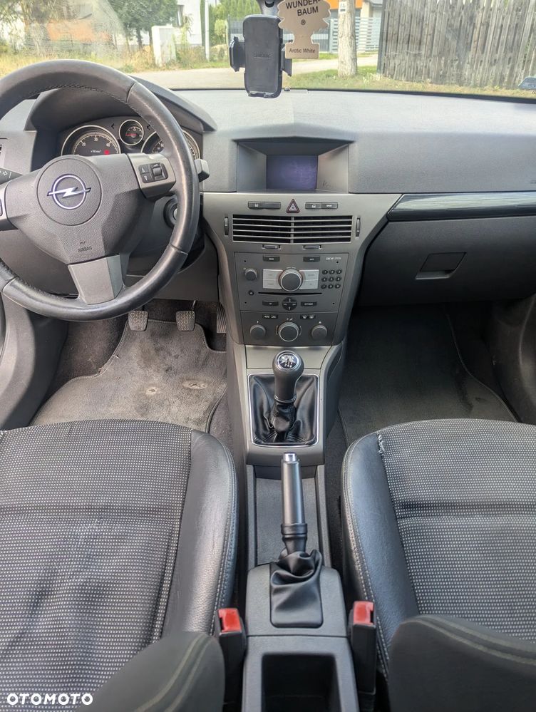 Opel Astra 1.9 CDTI Cosmo - 20